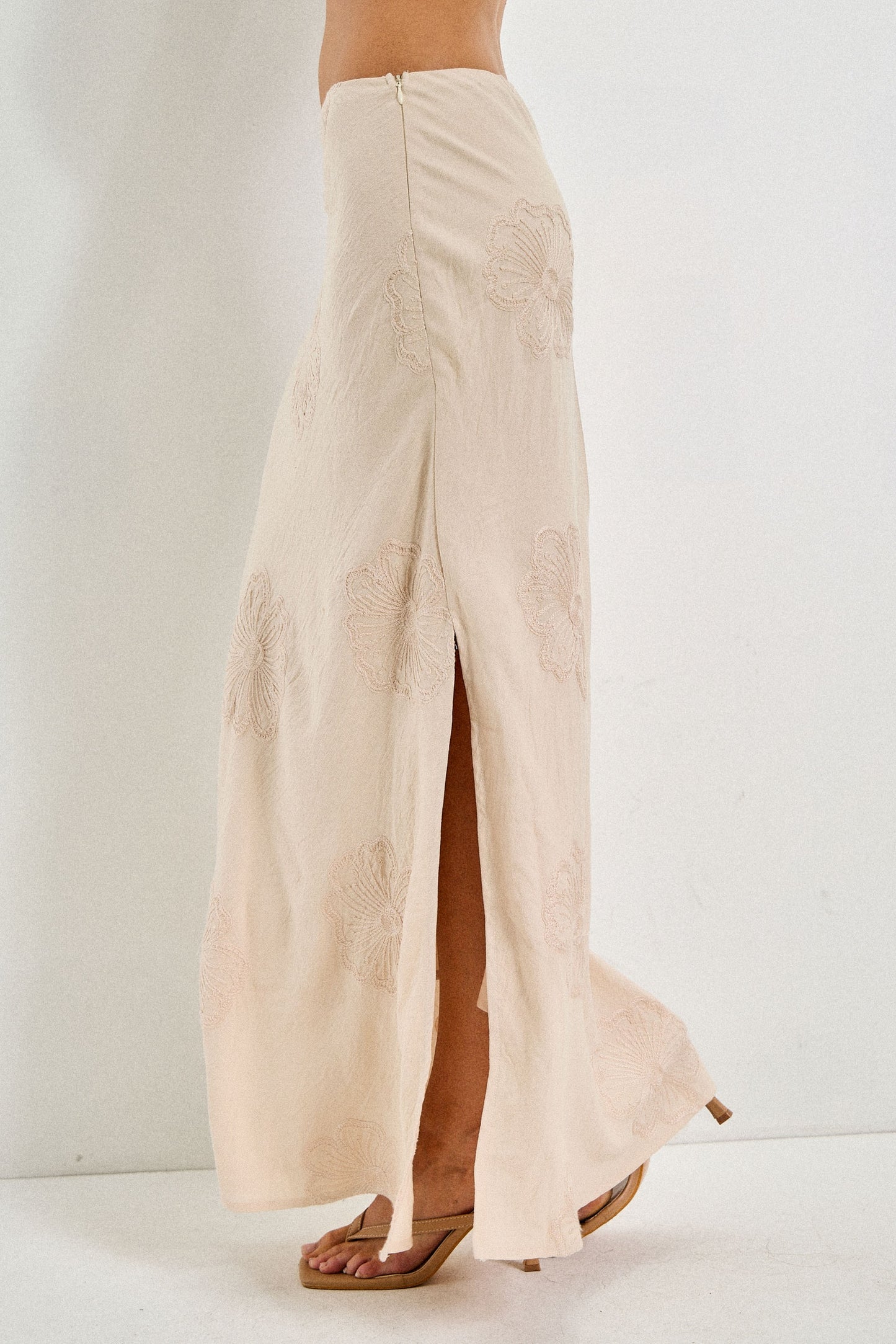 Sunday Bloom Midi Skirt