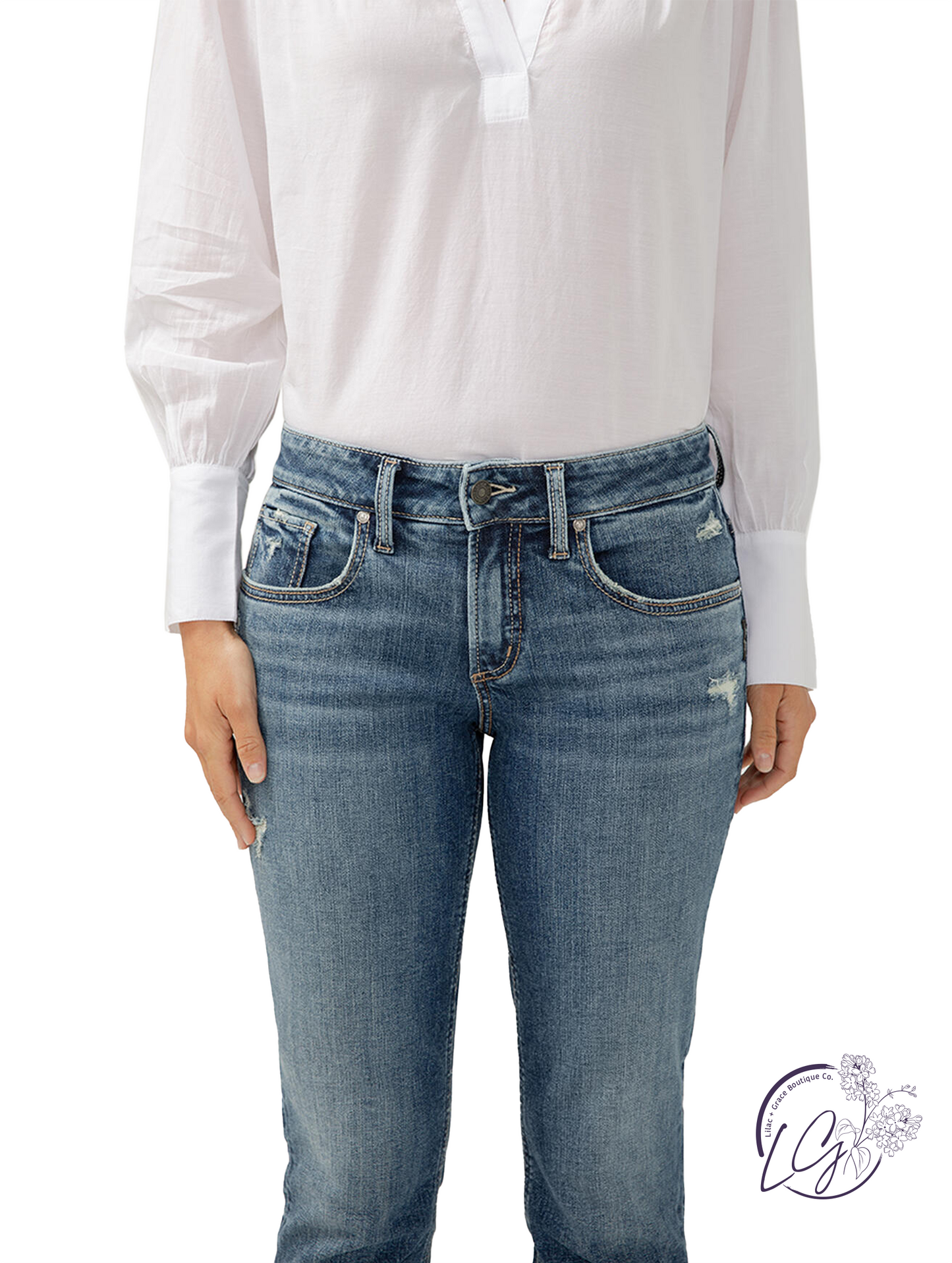 Noa Mid-Rise Slim Leg Boyfriend Jeans by Silver Jeans