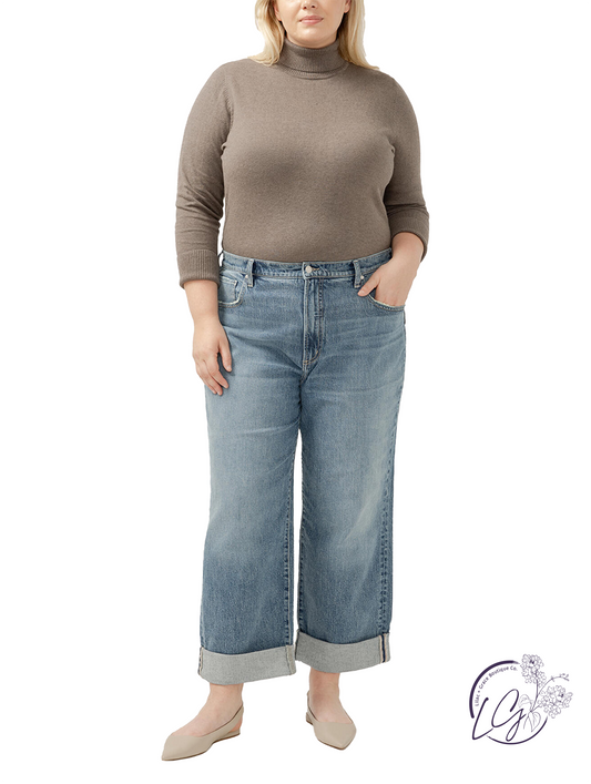 Curvy Sidney 90s Baggy Mid Rise Wide Leg Jeans by Silver Jeans