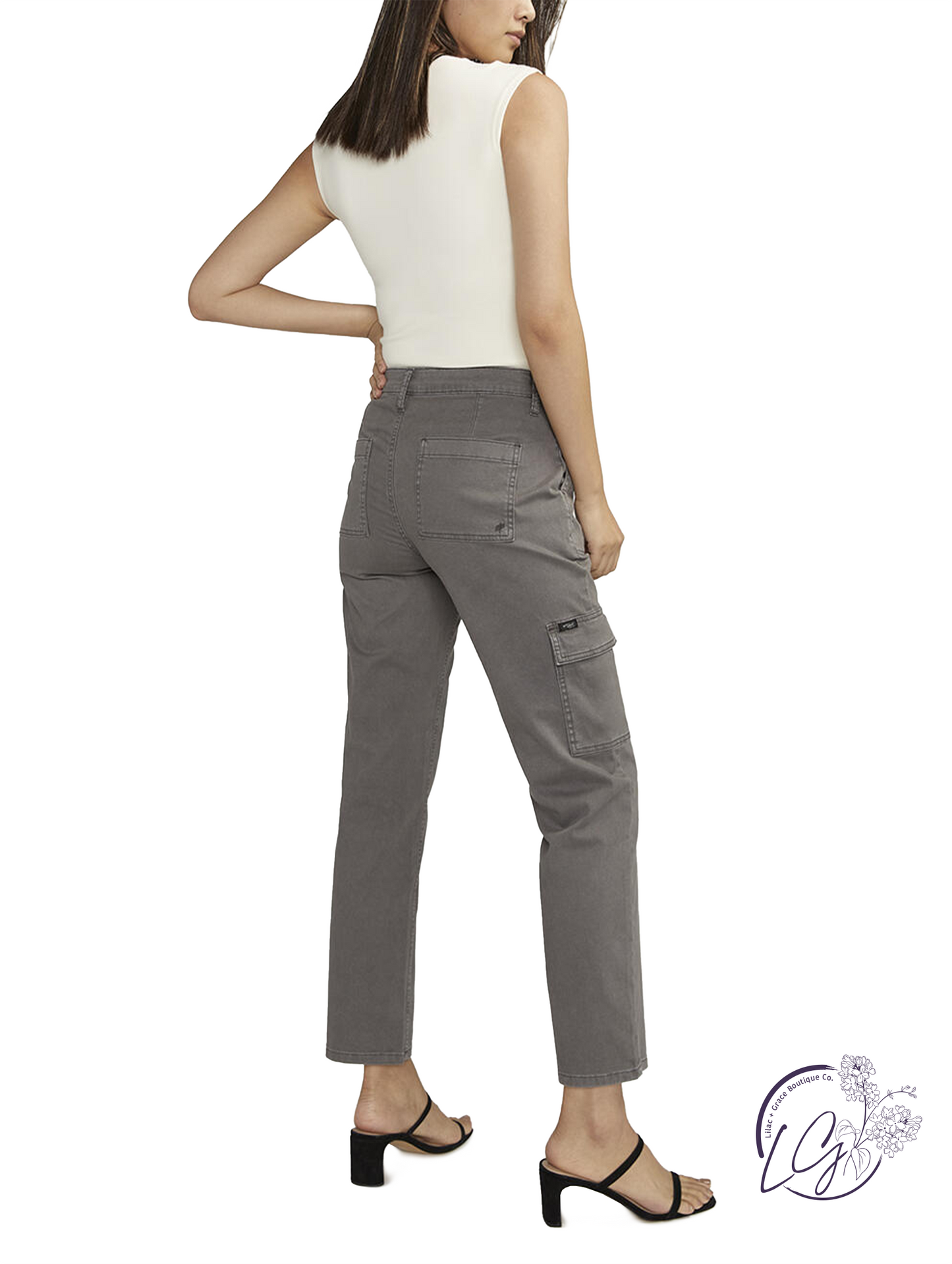 Makenna Suki Mid Rise Cargo Pants by Silver Jeans