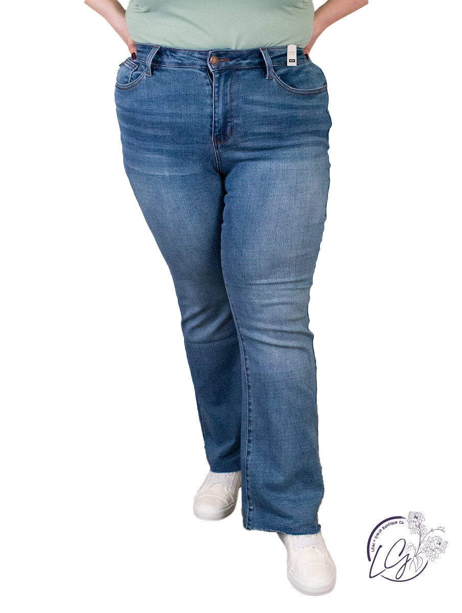 Curvy Skyla Mid-Rise  Raw Hem Bootcut Jeans By Judy Blue