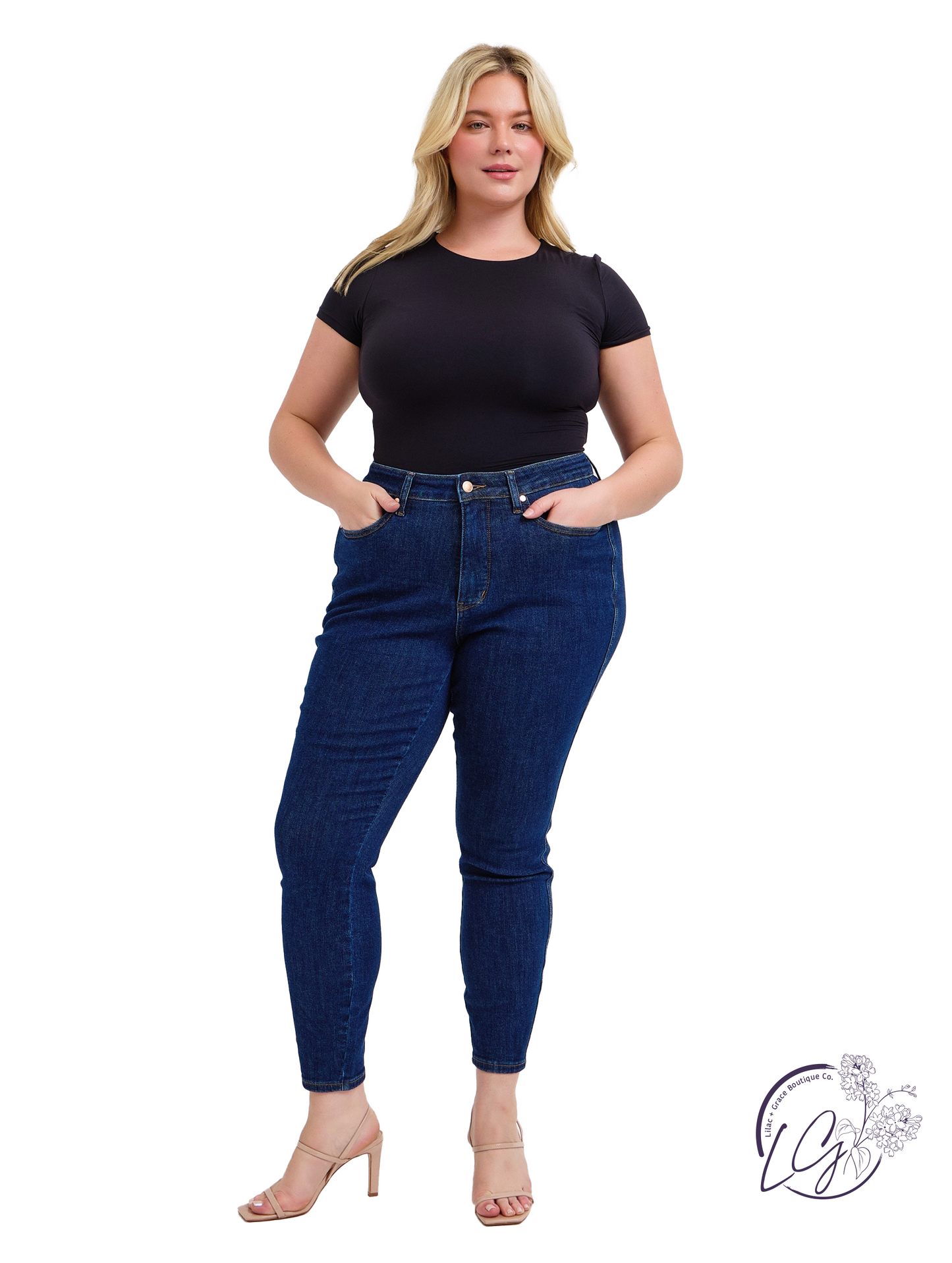 Curvy Serena Mid-Rise Tummy Control Classic by Judy Blue