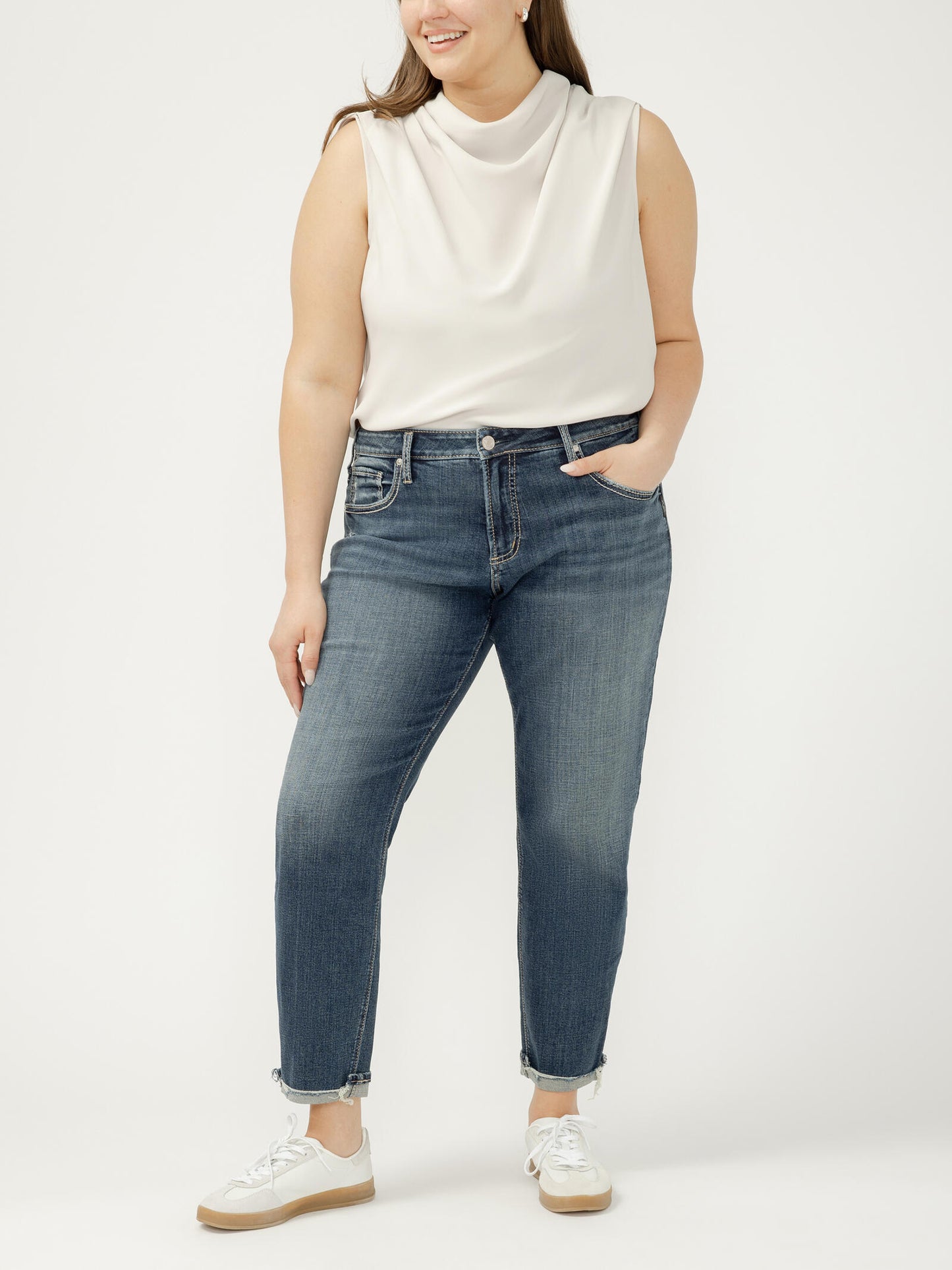 Curvy Belle Mid Rise Boyfriend Slim Leg Non-Distressed By Silver Jeans