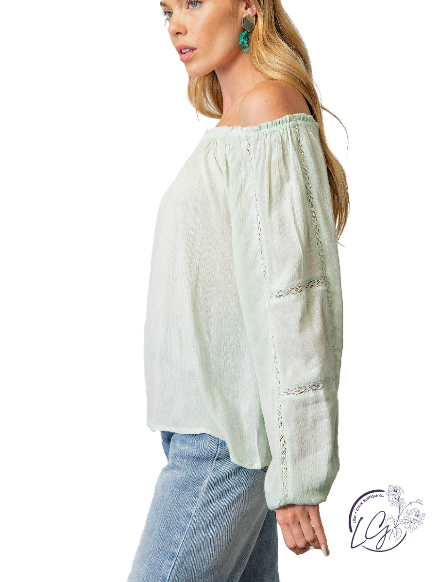 Off-Shoulder Delicacy Blouse