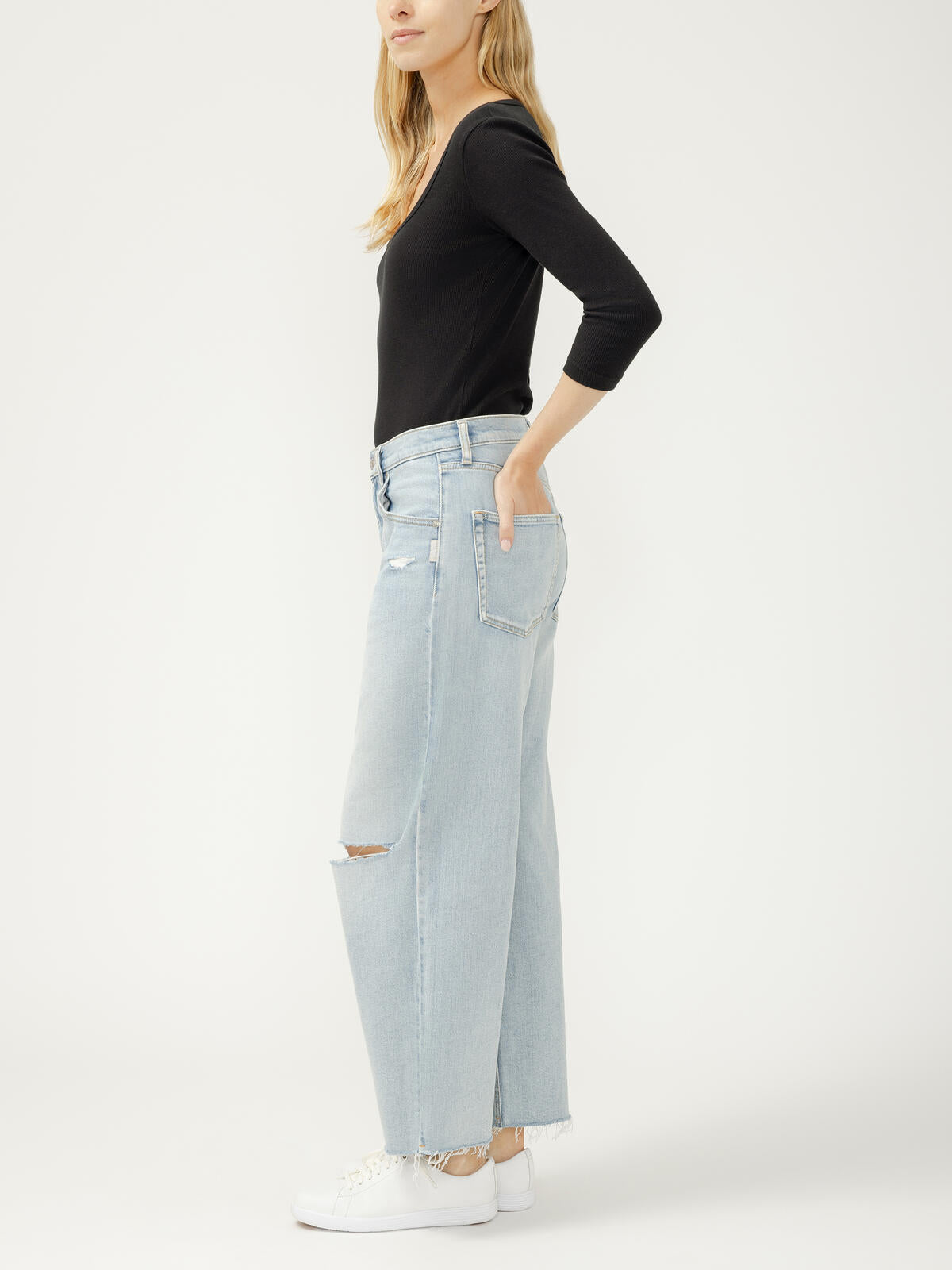 Easy Horizon Cropped Wide Leg Jeans by Silver Jeans Co.