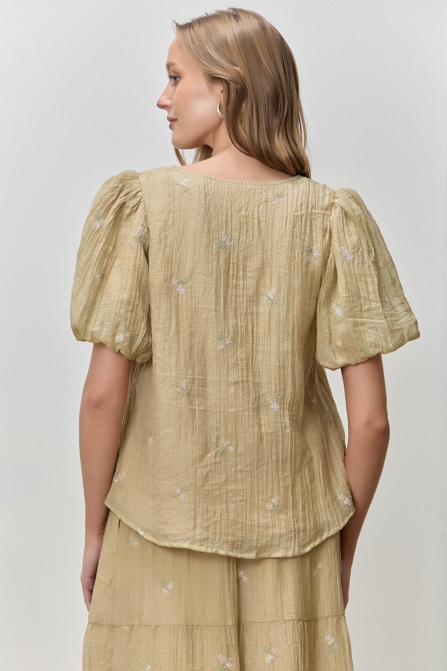 Pretty Moment Button Blouse