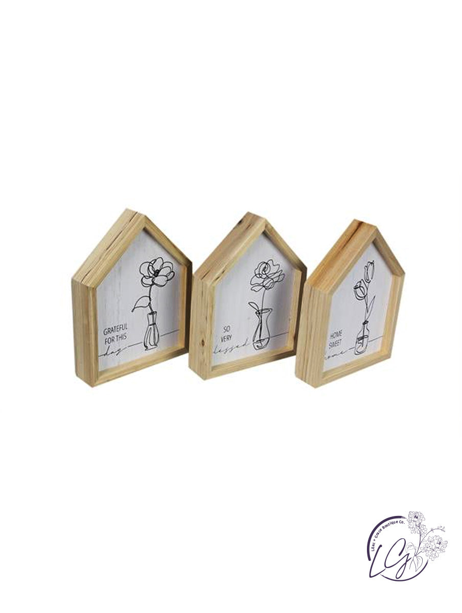 WOOD FRAMED HOUSE SHAPED FLOWER DESIGN TABLETOP/WALL