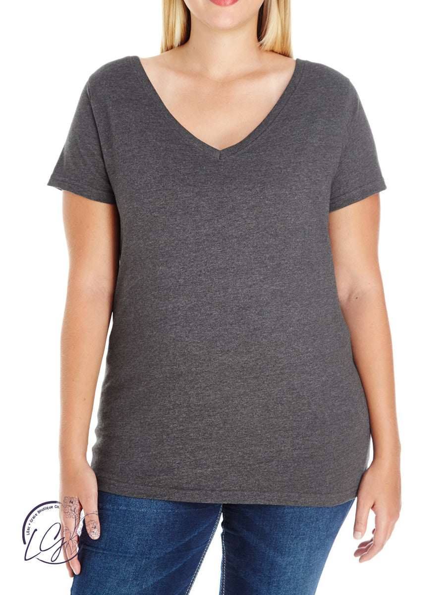 Signature Curvy Basic V-Neck Tee