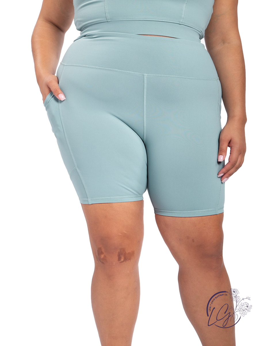 Curvy Sweetheart Essentials Biker Shorts