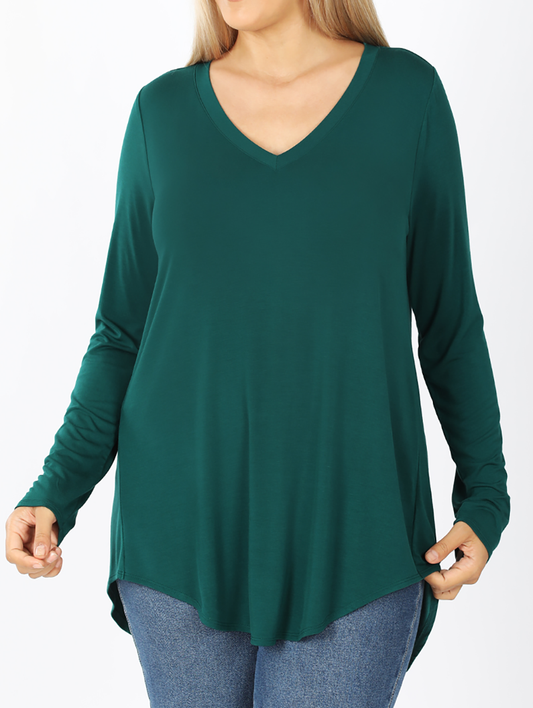 Curvy Must Have V-Neck Long Sleeve