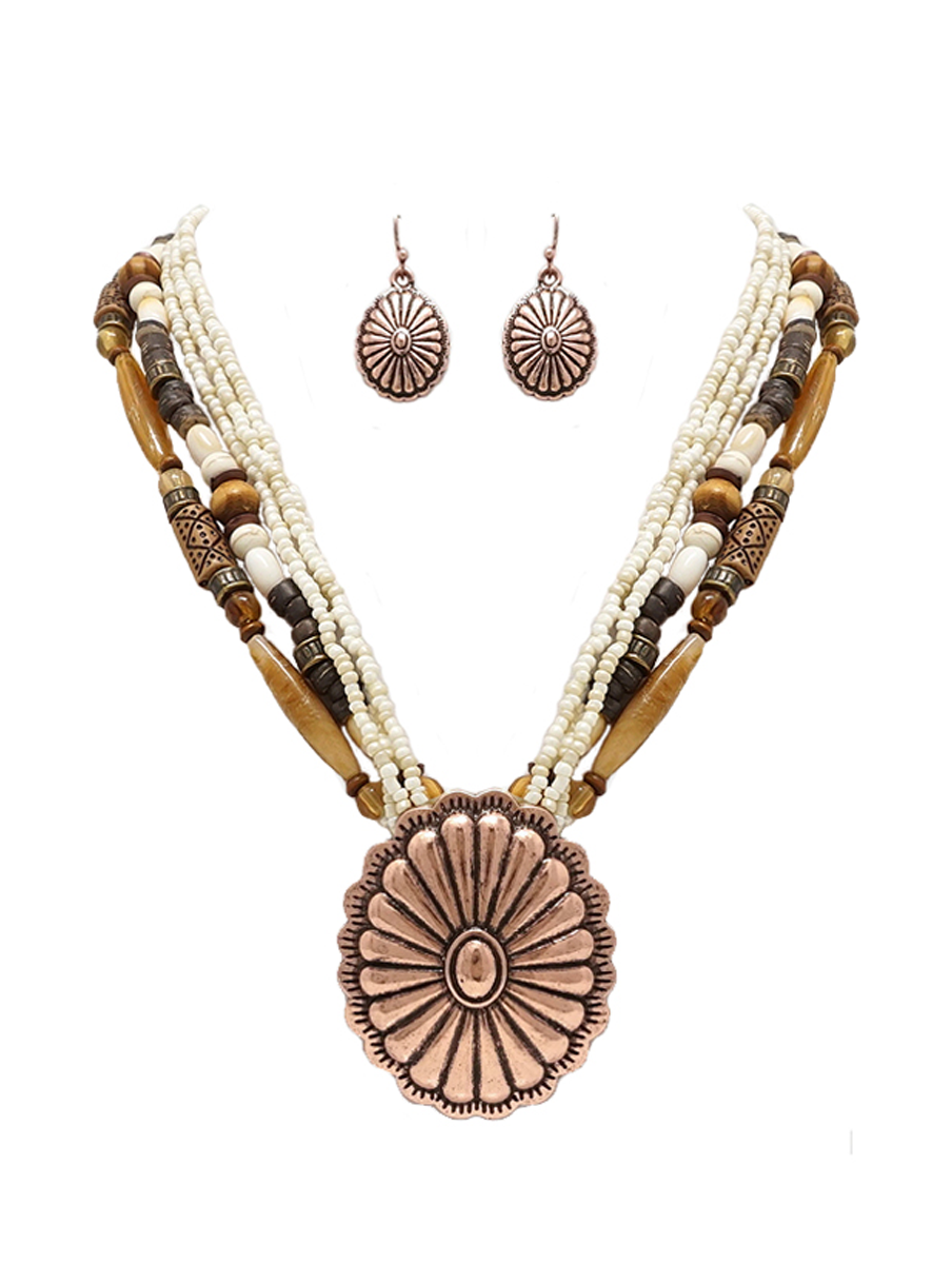 Western Flower Pendant Necklace