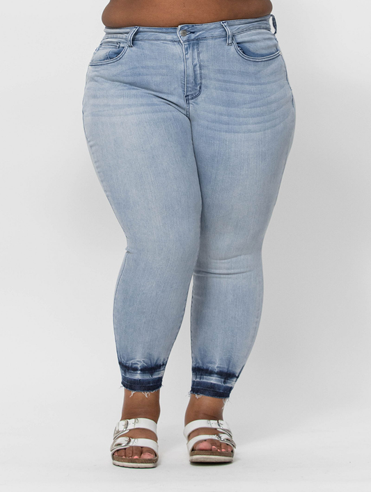 Curvy Anna Mid Rise Skinny by Judy Blue