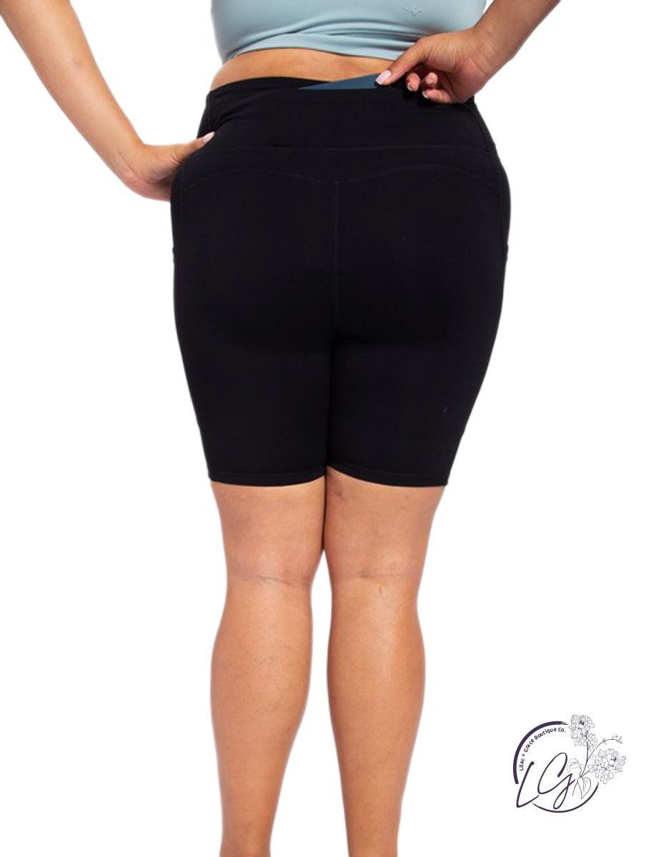 Curvy Sweetheart Essentials Biker Shorts