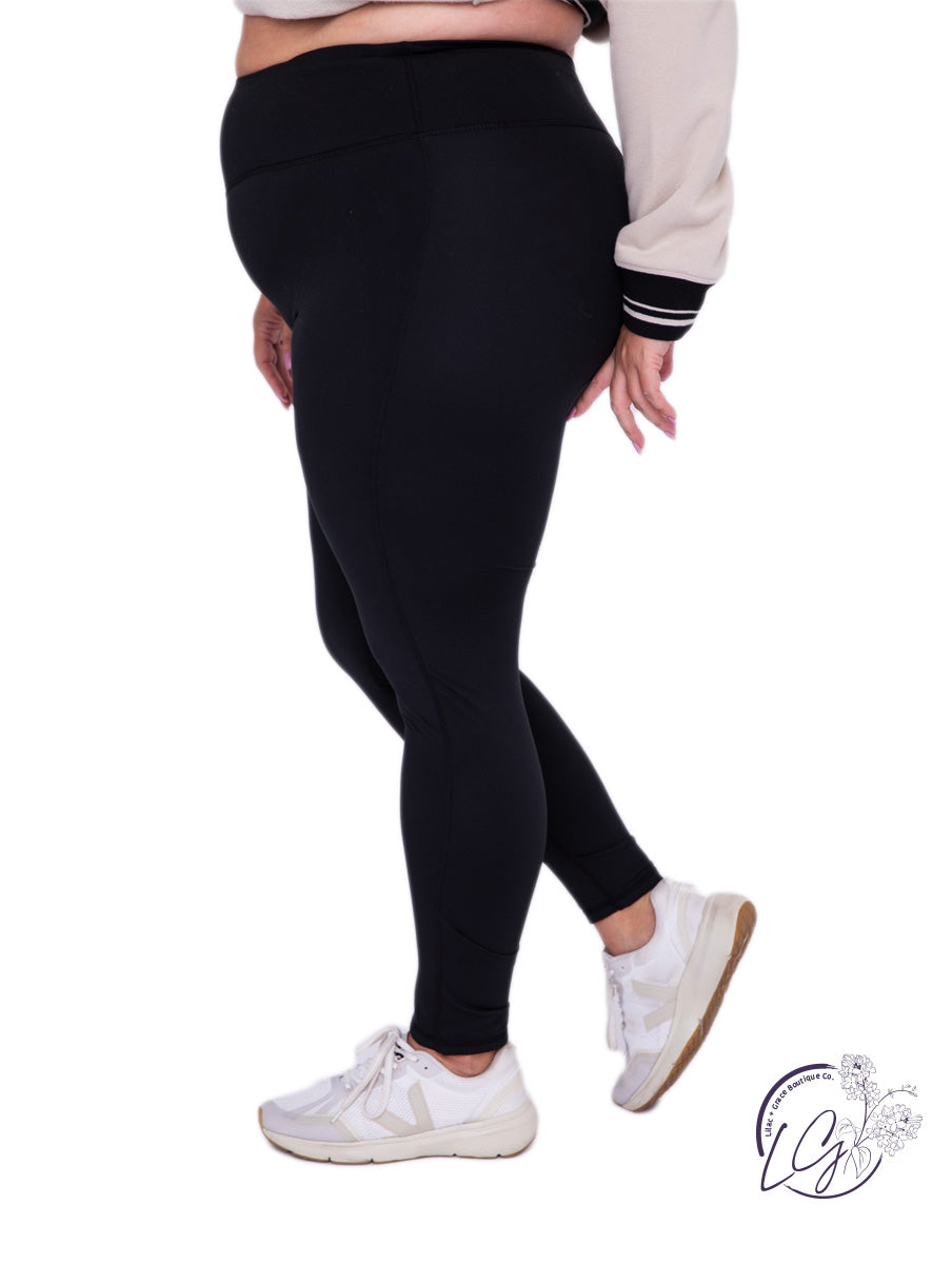 Curvy Essential Solid Leggings