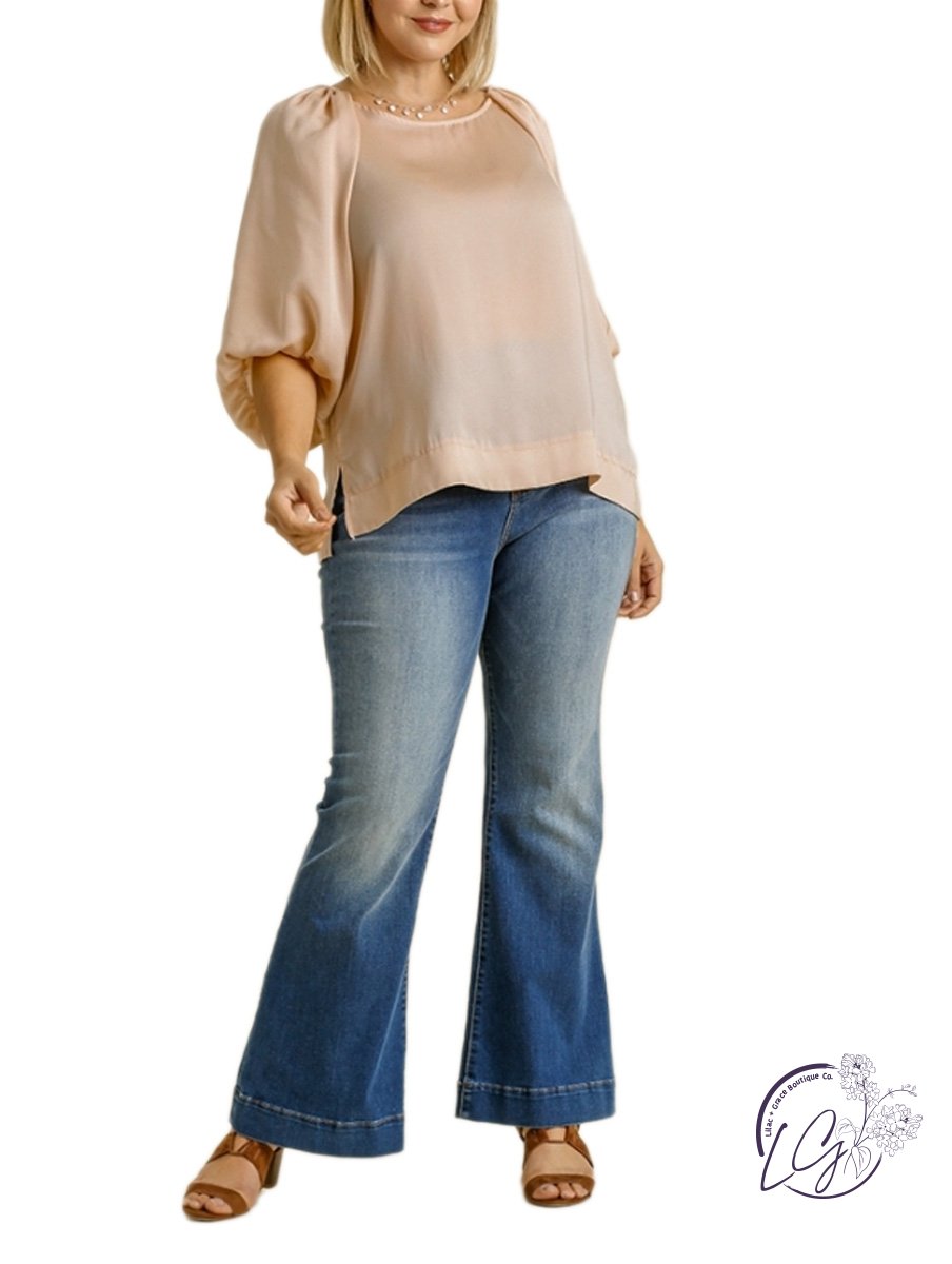 Curvy Dream Easy Balloon Sleeve Top