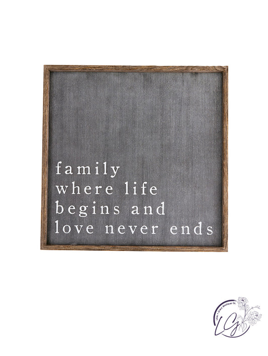 FAMILY BLACK PLAQUE