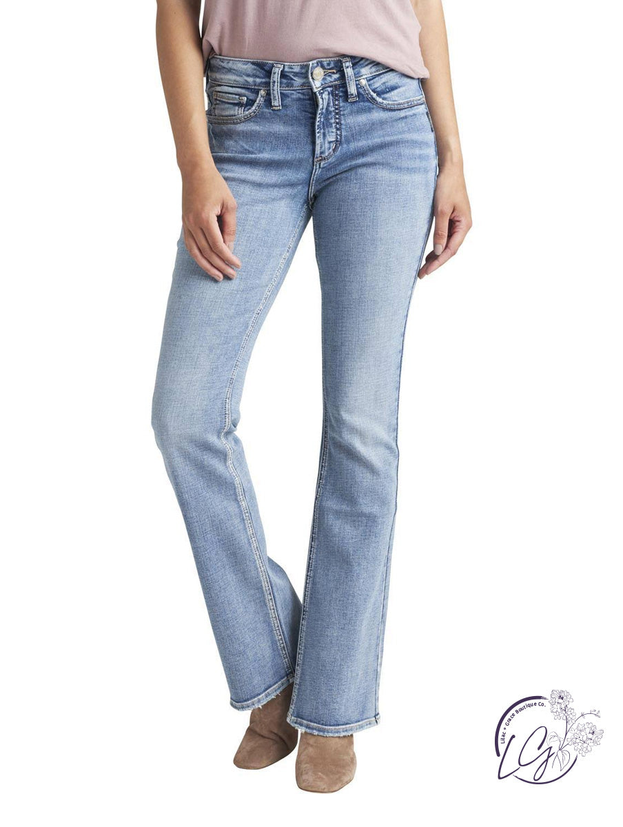 Suki Mid-Rise Bootcut by Silver Jeans