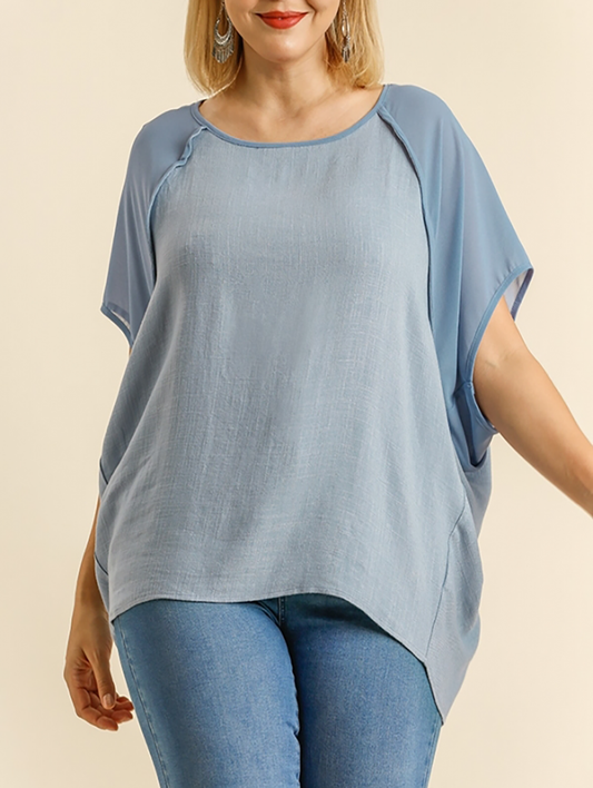 Curvy Hidden Love Linen Short Sleeve Top