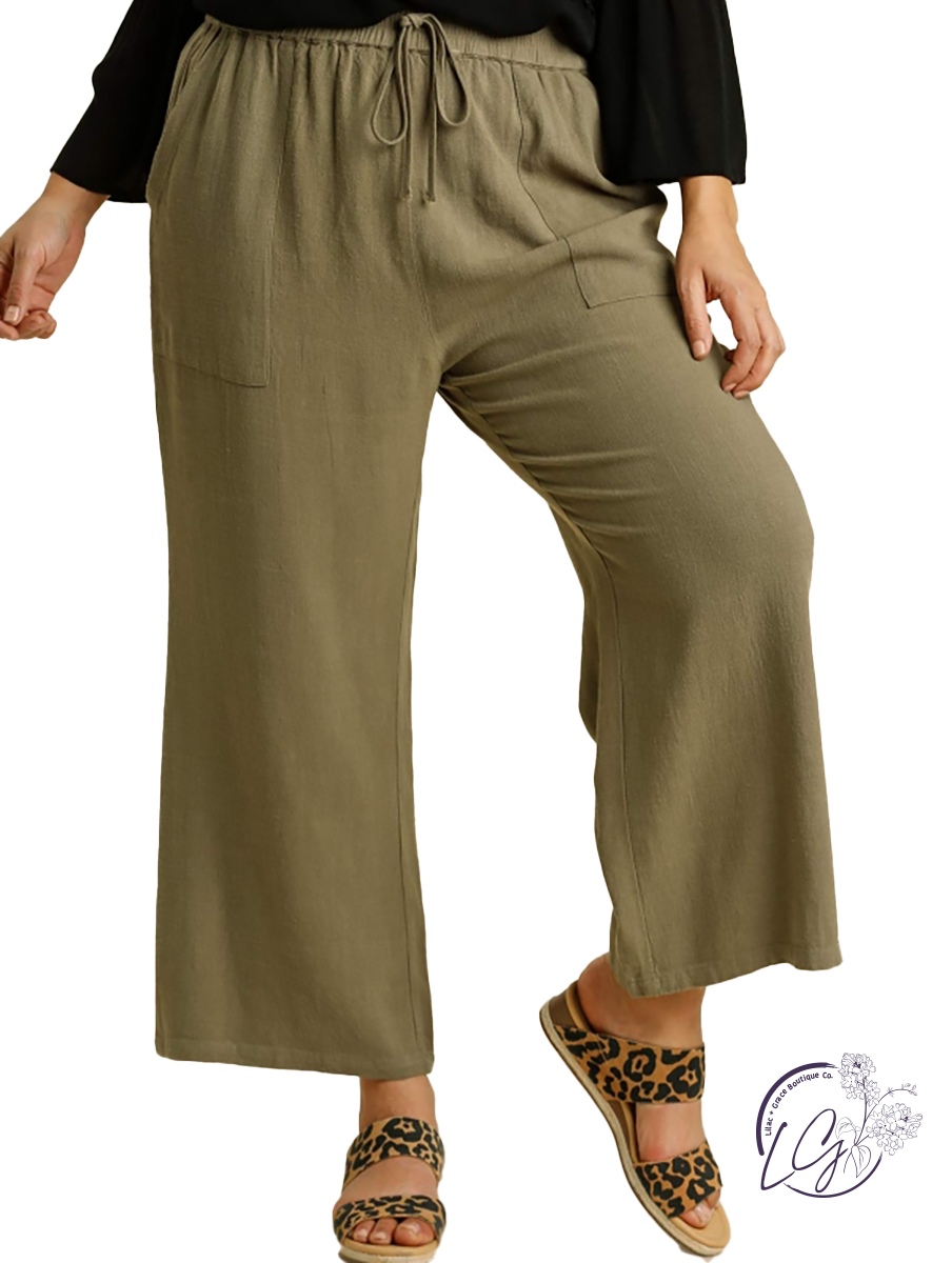 Curvy Beautiful People Linen Pants